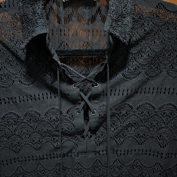 Tart Lace Up Blouse - Picture 3 of 5